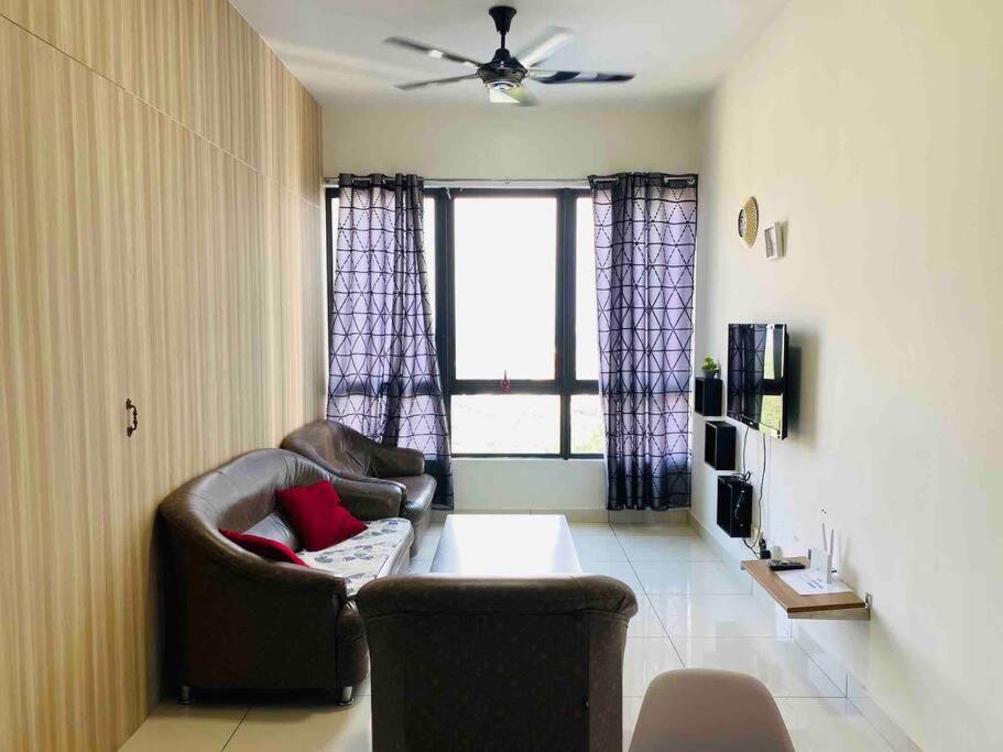 Stay@ Kiara Plaza Kajang/Semenyih Free Wifi/Car Park מראה חיצוני תמונה